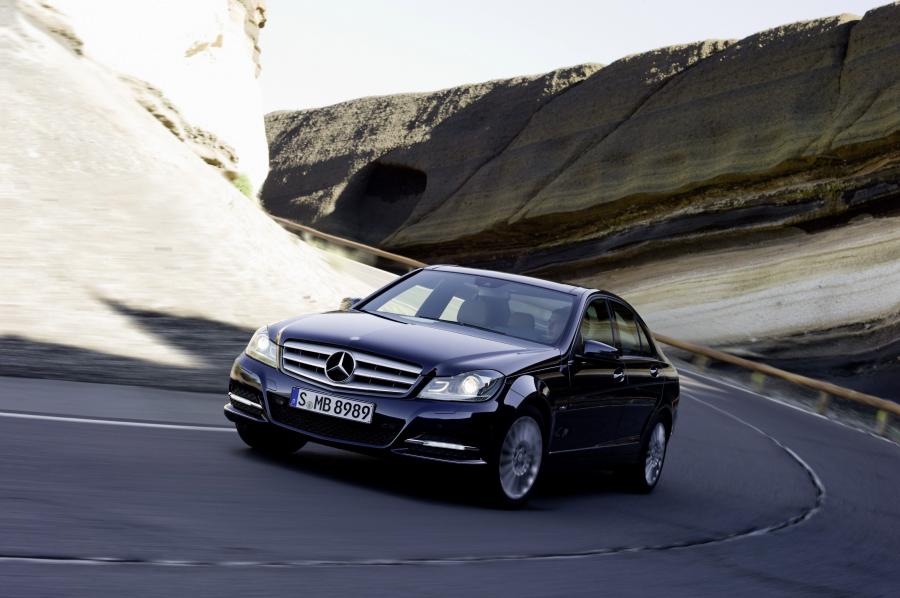  Mercedes-Benz C-Class 2011 года  (фото 13 из 23)